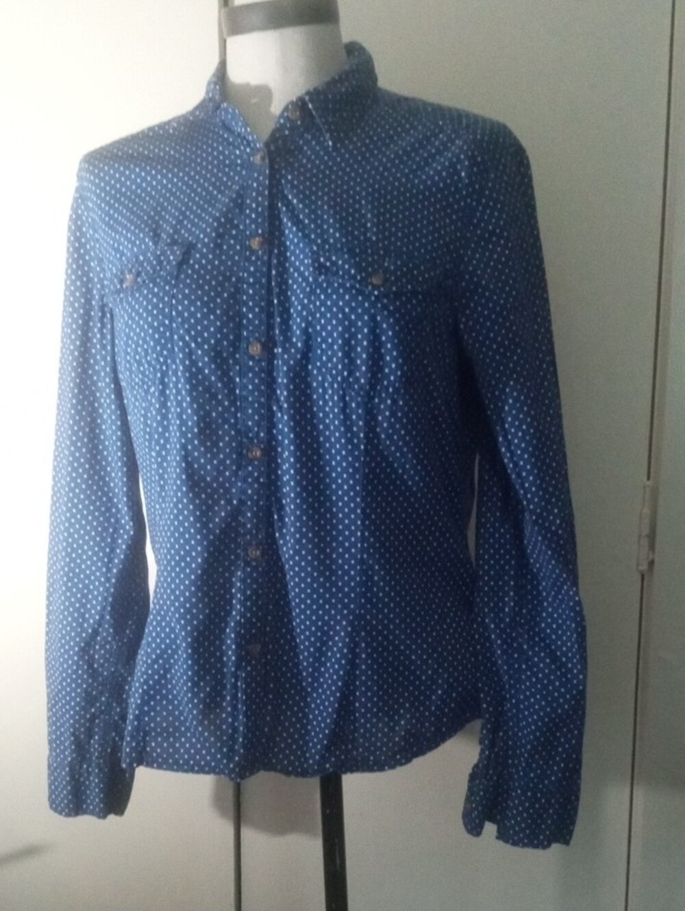 H&M Divided Navy and White Polka Dot Blouse Long Sleeve Button Down Size 12